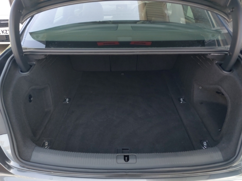 Audi A4 Avant Tdi Ultra Sport Black #18