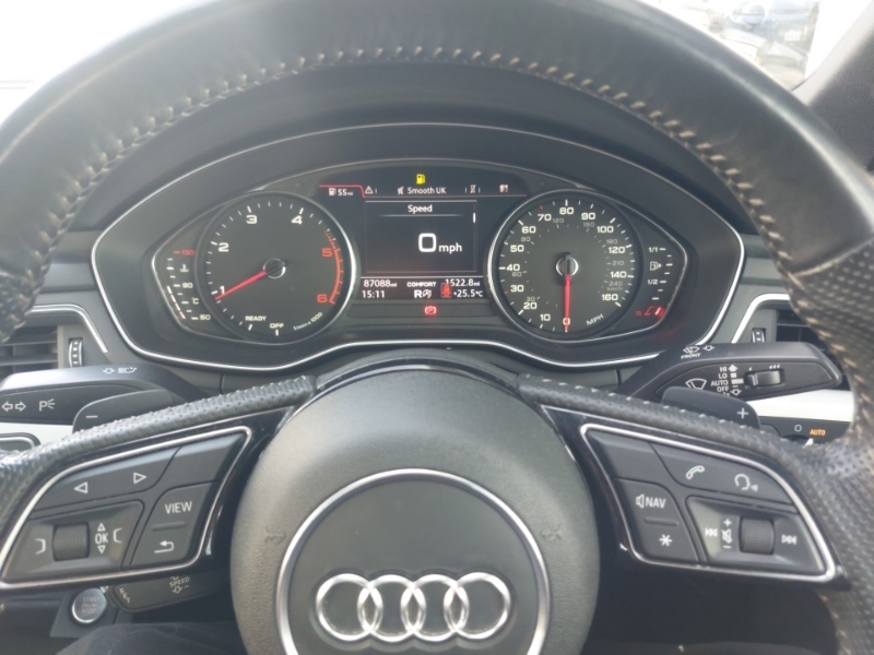 Audi A4 Avant Tdi Ultra Sport Black #13