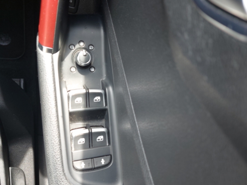 Audi Q2 35 Tdi Quattro Black Ed S Tronic Tech Pack Red #17