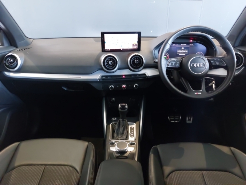 Audi Q2 35 Tfsi S Line S Tronic Black #3