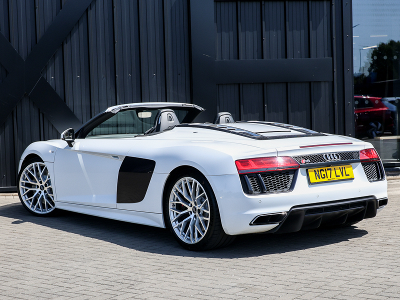 Audi R8 5.2 Spyder V10 Quattro 533 Bhp Blue #11