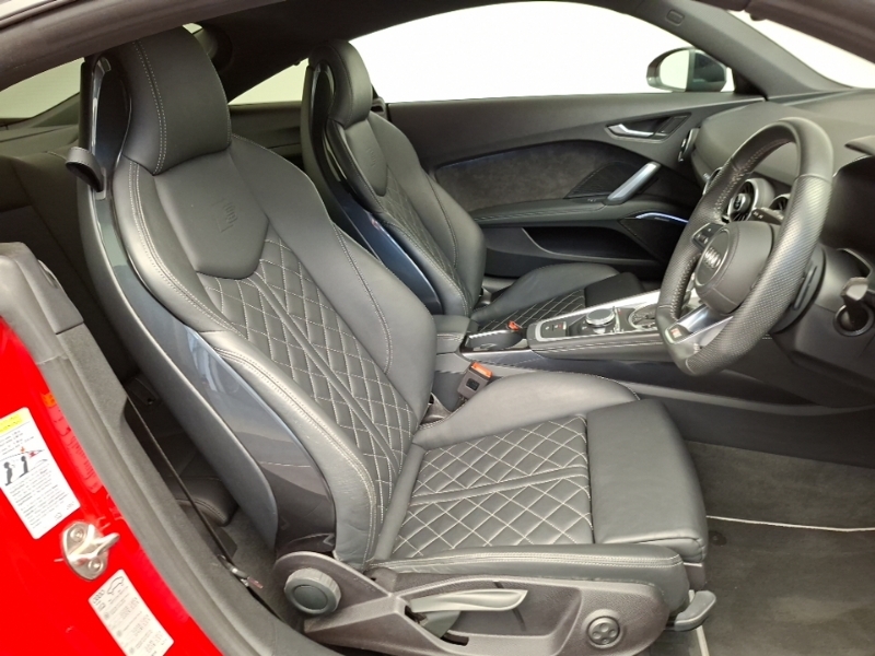 Audi TTS S Coup- Black Edition Tfsi 320 Ps S Tronic Red #11