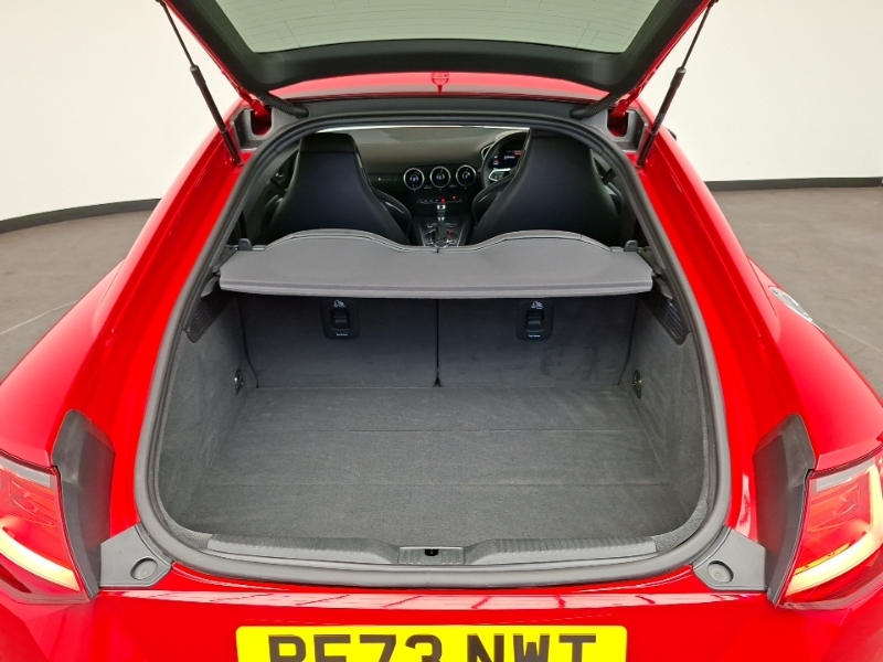 Audi TTS S Coup- Black Edition Tfsi 320 Ps S Tronic Red #13