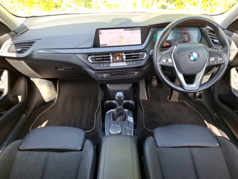 BMW 1 Series 118I 136 Sport White #3