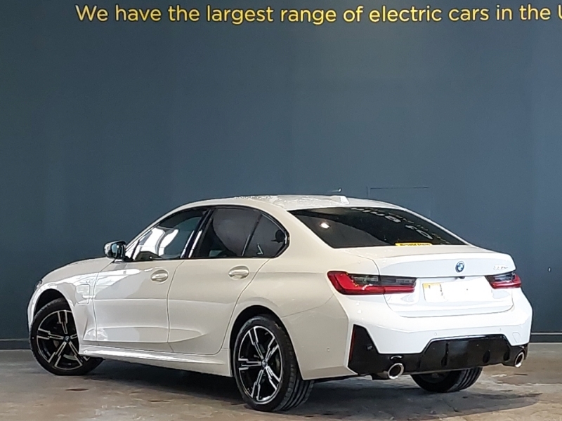 BMW 3 Series 330E M Sport Step White