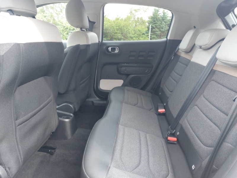 Citroen C3 1.2 Puretech Shine Plus CY23DYU White #6