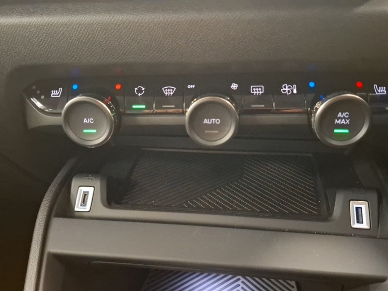 Citroen C4 1.2 Puretech Max Hatchback Eat8 Euro 6  #16