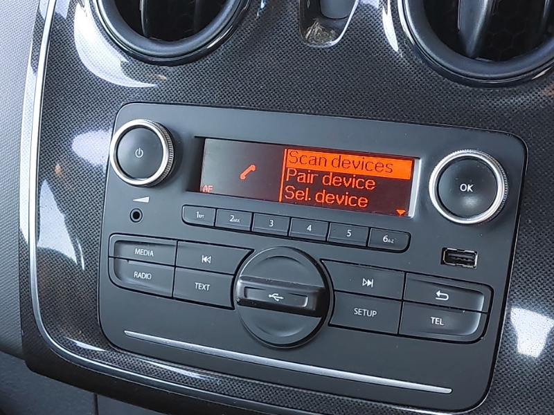 Dacia Sandero 0.9 Tce Essential White #11