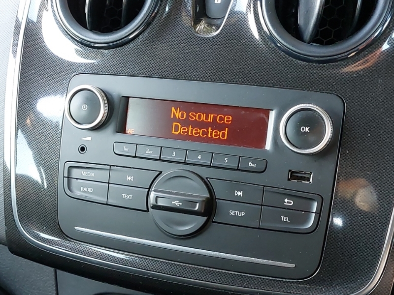 Dacia Sandero 0.9 Tce Essential White #16