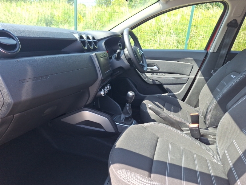 Dacia Duster 1.3 Tce 130 Prestige Red #5
