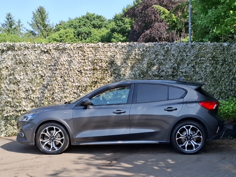 Ford Focus 1.0 Ecoboost 125 Active X Grey #4