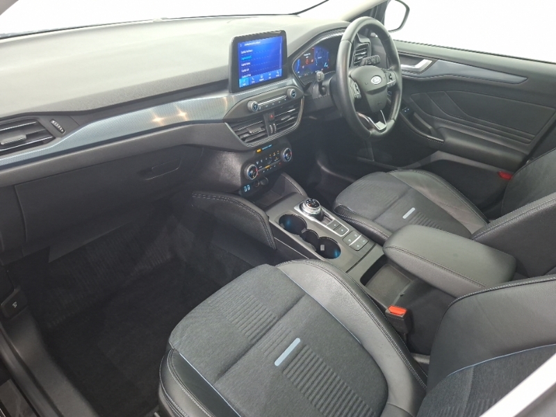 Ford Focus 1.5 Ecoblue 120 Active X Edition Black #5