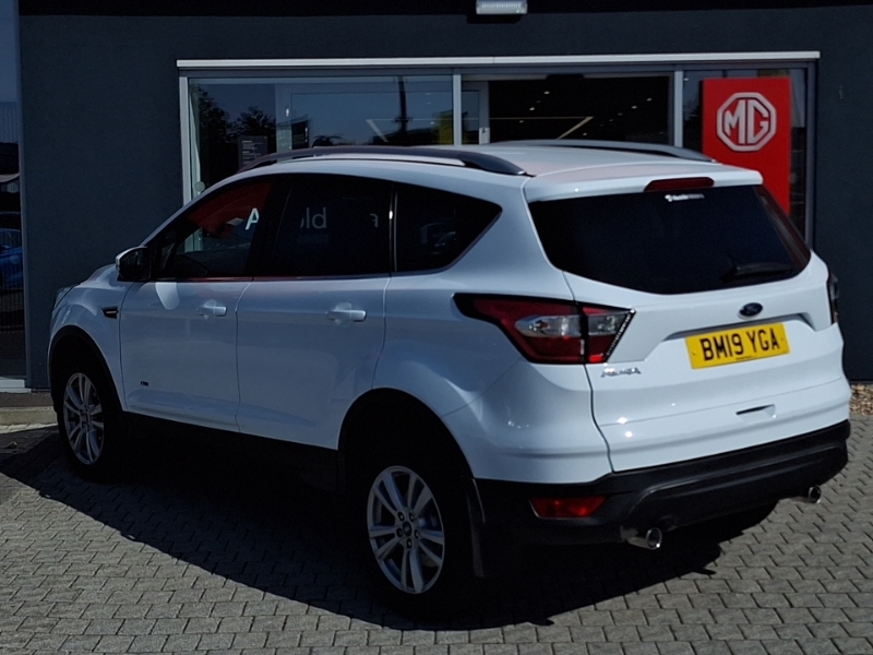 Ford Kuga 2.0 Tdci Zetec White #2