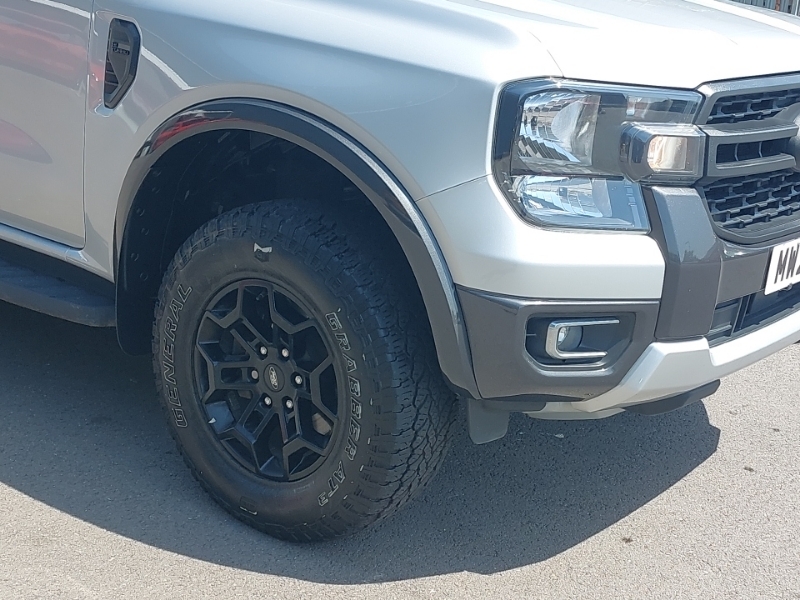 Ford Ranger Pick Up Double Cab Wildtrak 2.0 Ecoblue 205 Black #20