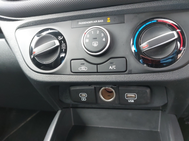 Hyundai I10 Premium Blue #14