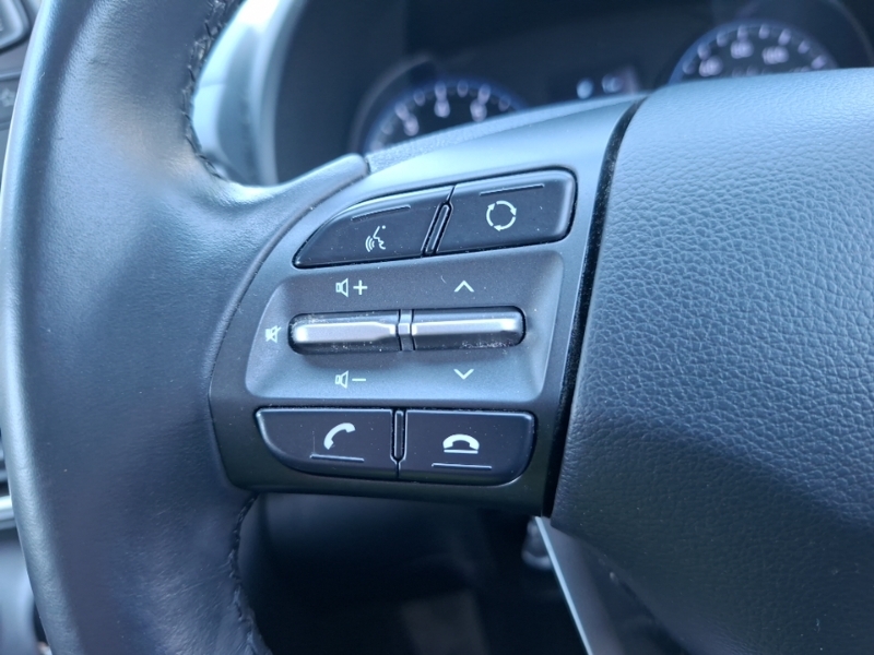 Hyundai Kona Premium Se Red #12