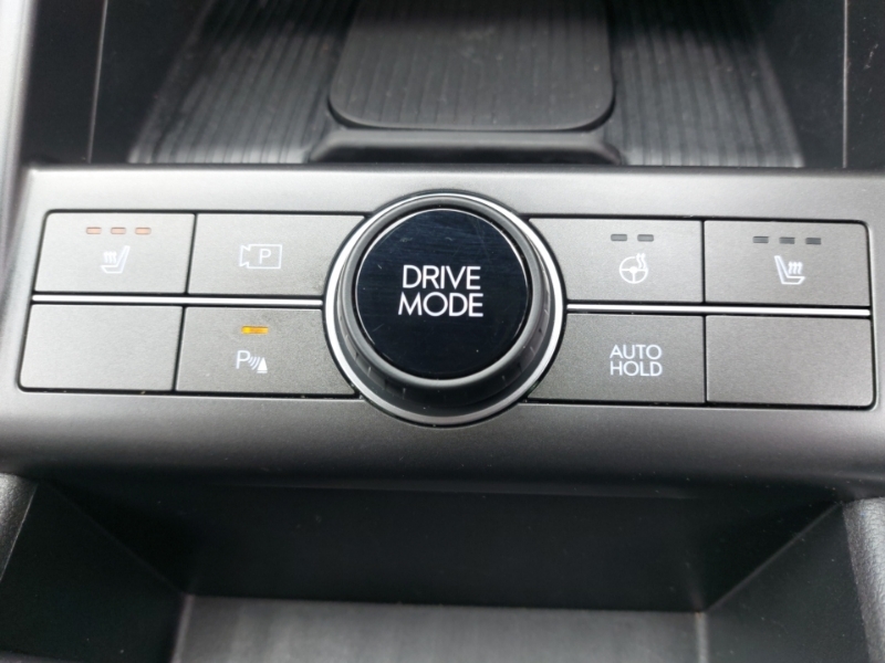 Hyundai Kona Advance White #16