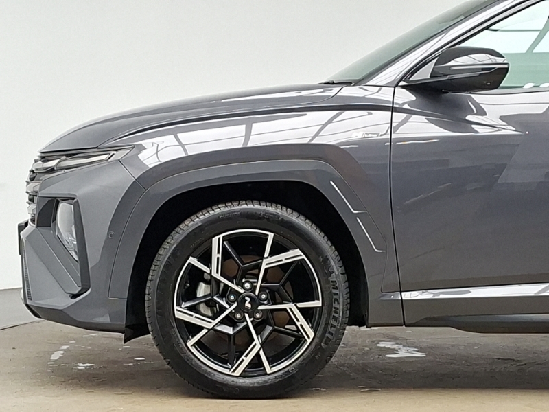 Hyundai Tucson Advance Silver #19