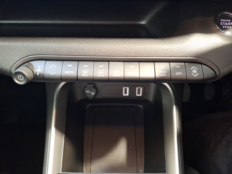 Jeep Avenger 1.2 E-hybrid Mhev The North Face Dct E-awd Euro 6  #17