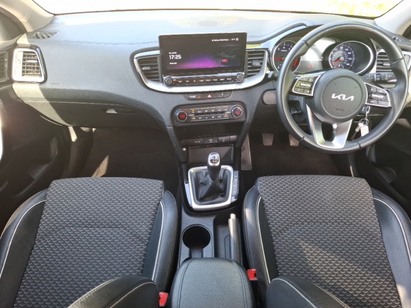 Kia Ceed 1.5T Gdi Isg 3 Brown #3