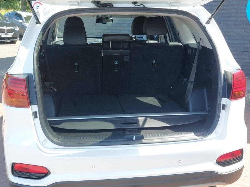Kia Sorento 1.6 3 227 Bhp White #18