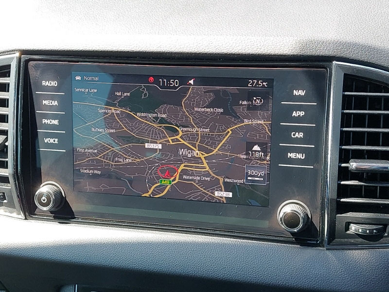 Skoda Karoq Suv Blue #10