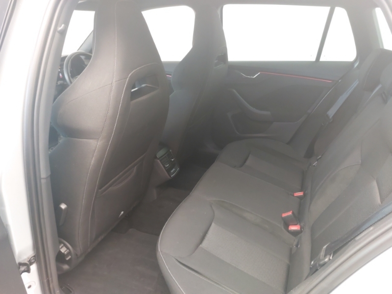 Skoda Kamiq 1.0 Tsi Design Edition Dsg Silver #6