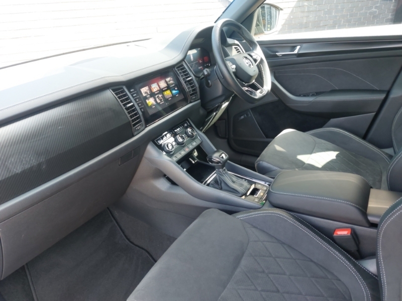 Skoda Kodiaq 1.5 Tsi Sport Line Dsg 7 Seat Black #5