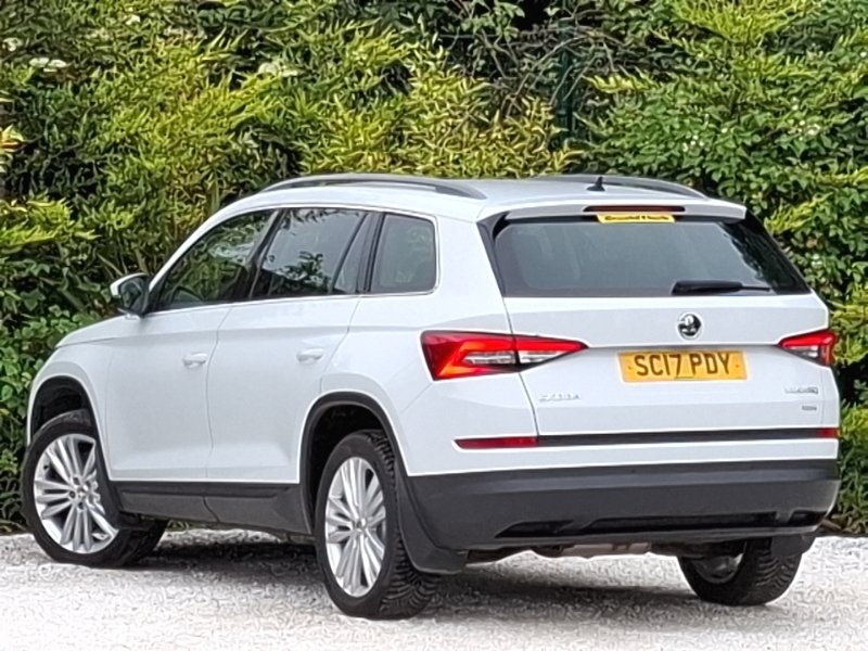 Skoda Kodiaq 2.0 Tdi 190 Se L 4X4 Dsg 7 Seat White #2