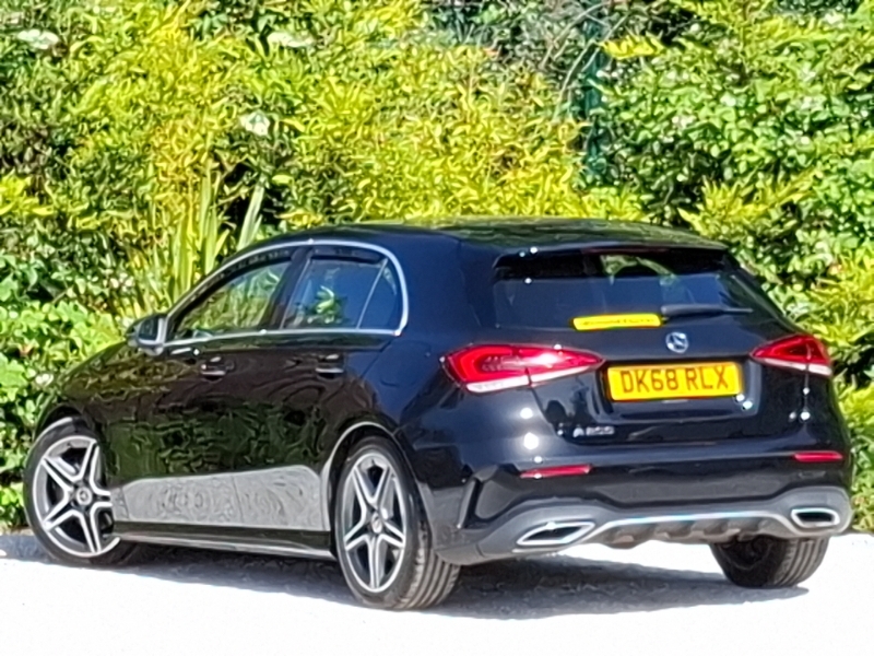 Mercedes-Benz A Class A200 Amg Line Black #2