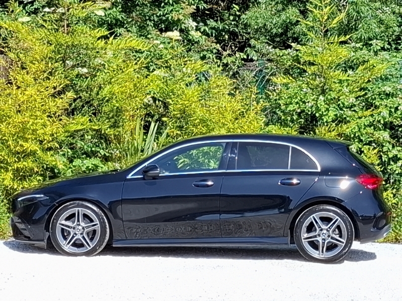 Mercedes-Benz A Class A180 Amg Line Executive Black #4