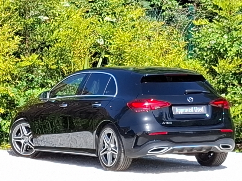 Mercedes-Benz A Class A180 Amg Line Executive Black #2