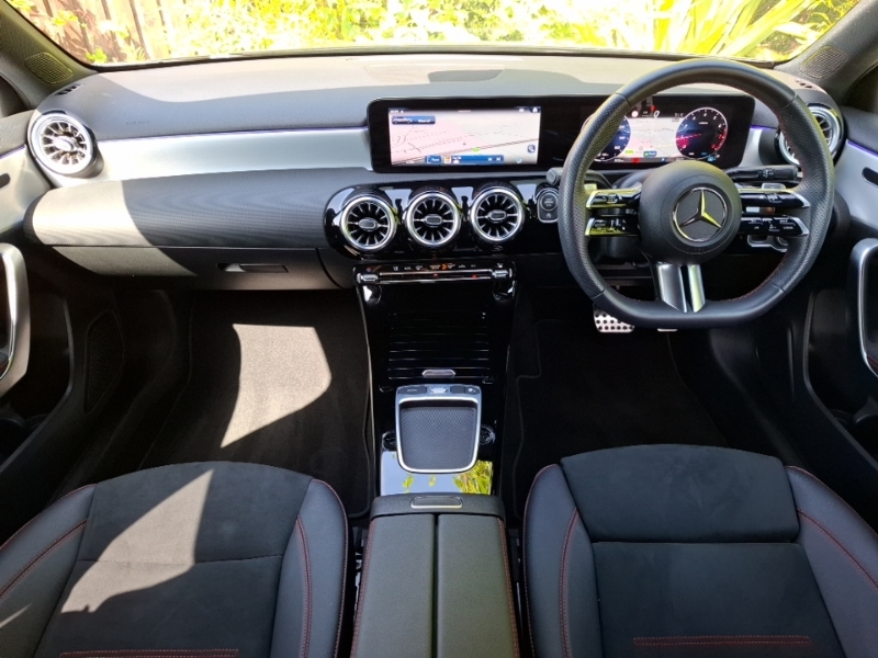 Mercedes-Benz A Class A180 Amg Line Executive Black #3