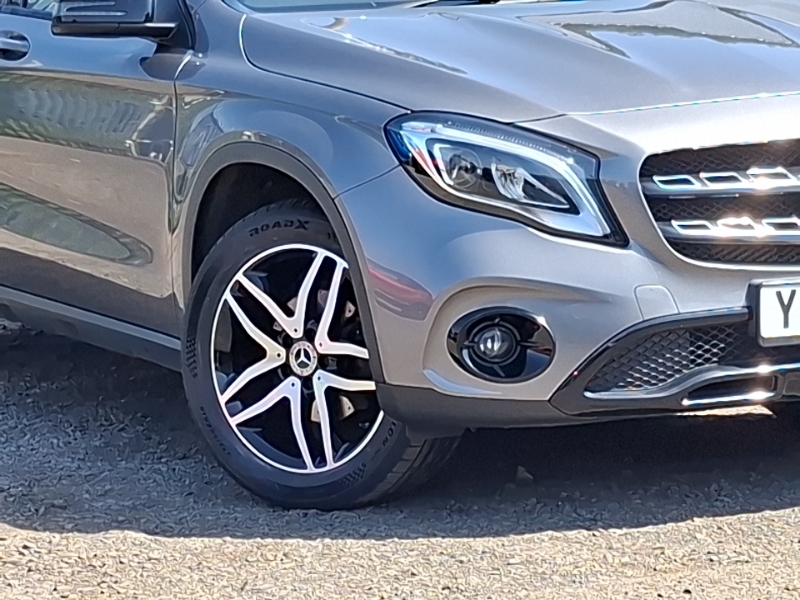 Mercedes-Benz GLA Class Amg Line Edition Grey #20