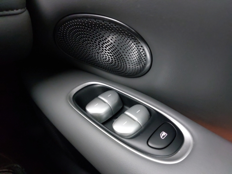 MG IM5 100Kwh Long Range Saloon 407 Ps  #16