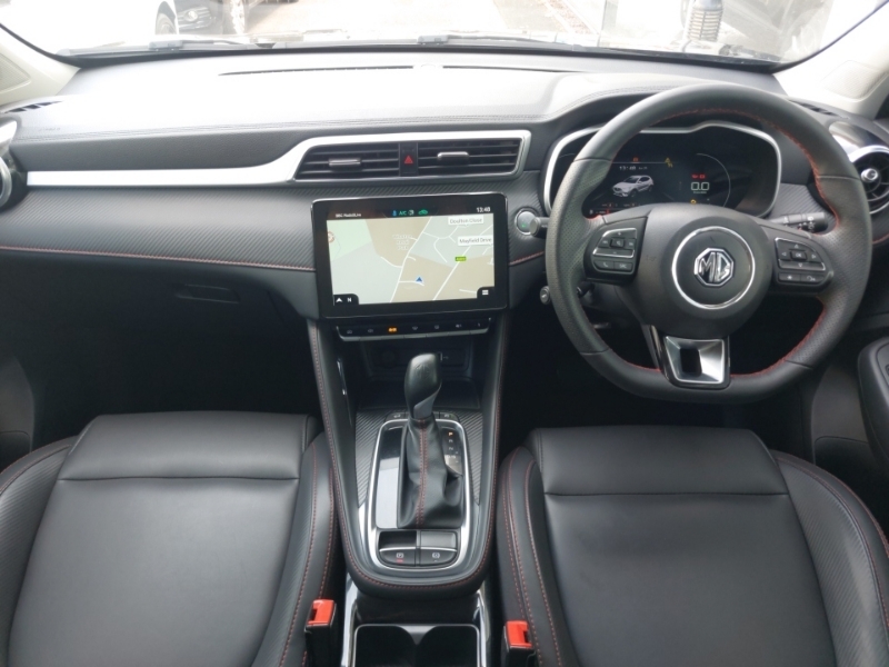 MG ZS 1.0T Gdi Exclusive Dct Black #3