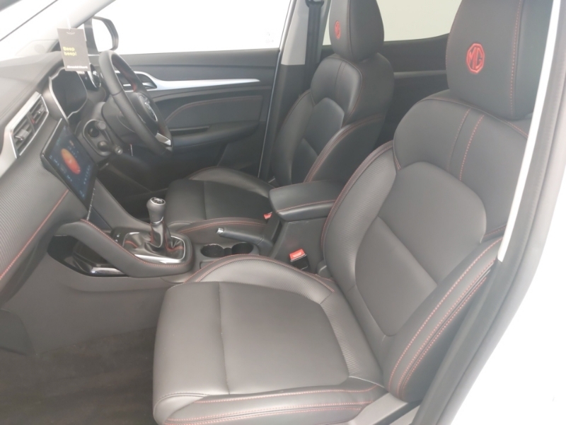 MG ZS 1.5 Vti-tech Exclusive White #5