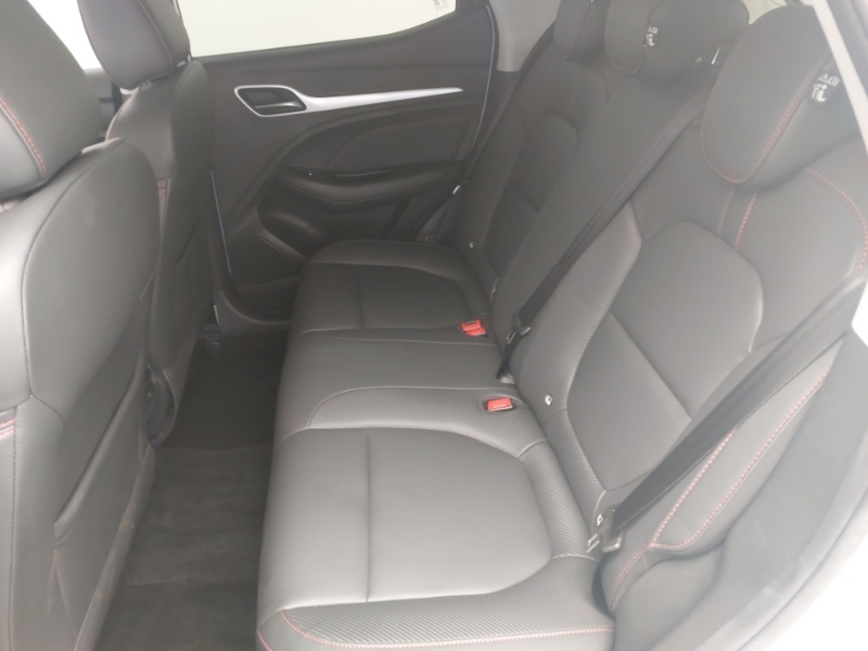 MG ZS 1.5 Vti-tech Exclusive White #6