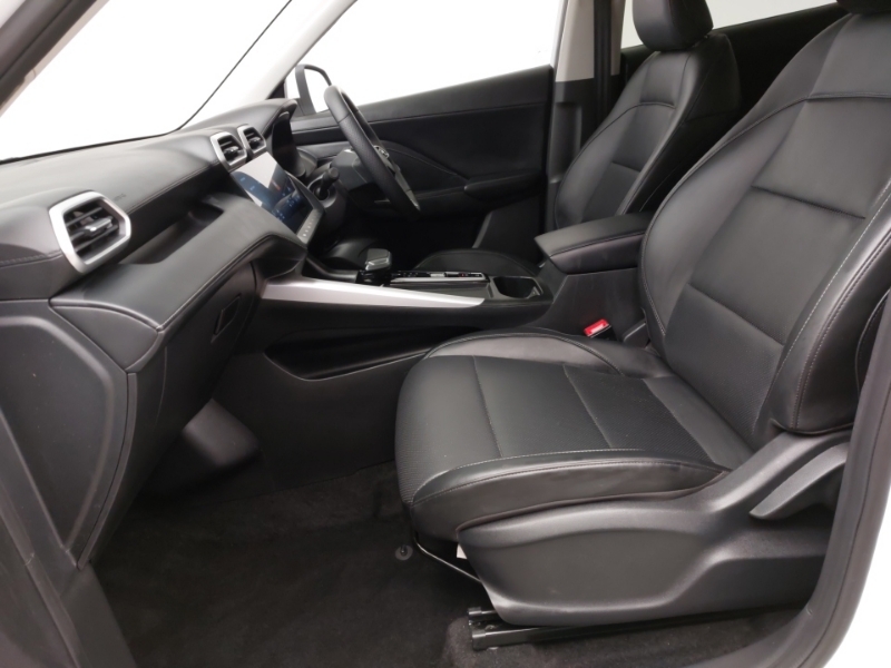MG ZS 1.5 Hybrid Trophy White #5