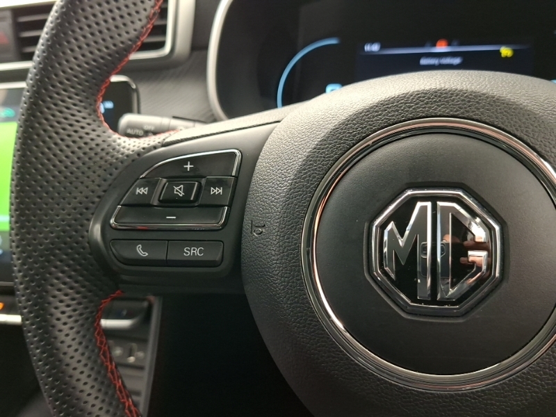 MG ZS 1.0T Gdi Exclusive Dct Black #12