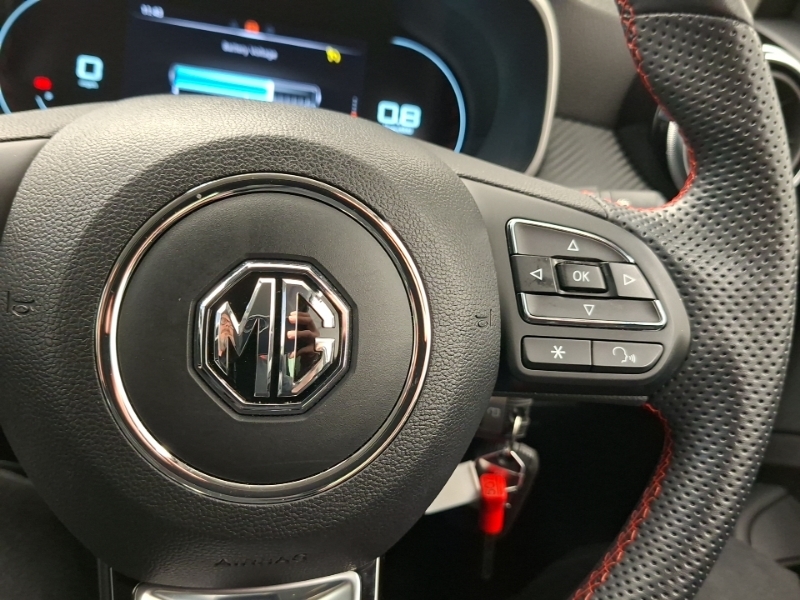 MG ZS 1.0T Gdi Exclusive Dct Black #13