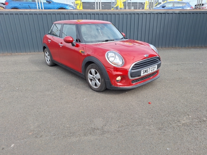 Mini Hatch 1.5 One SM67CGY Red