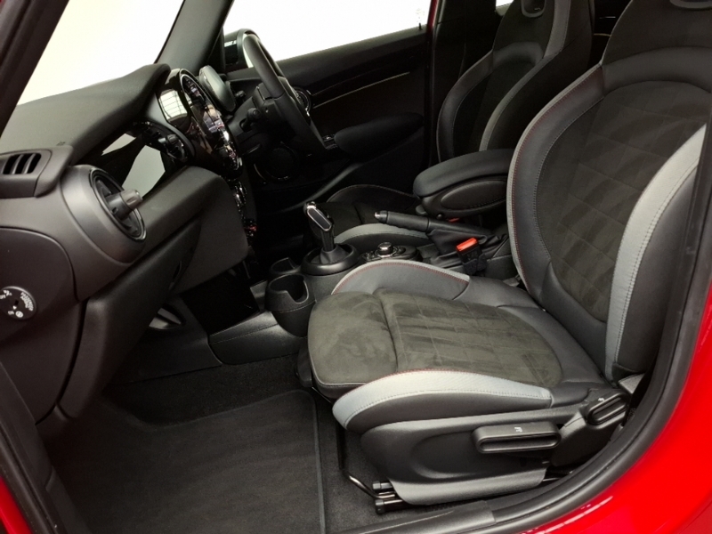 Mini Hatch 1.5 Cooper Sport Premium SB73EFU Red #5