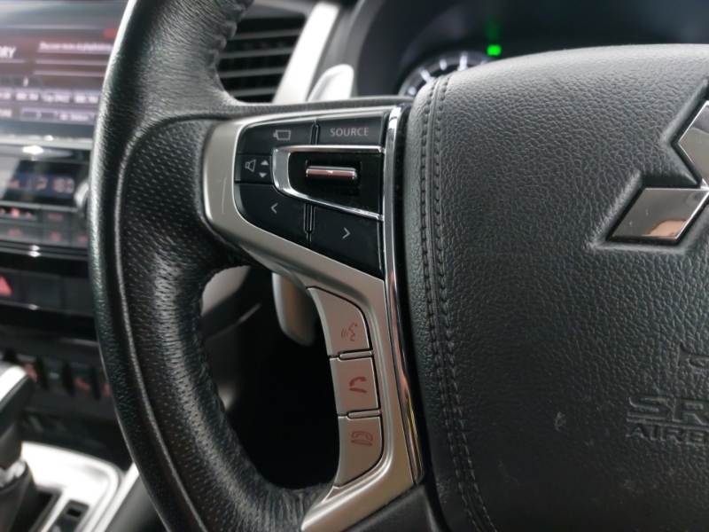 Mitsubishi Shogun Sport 4 Brown #12