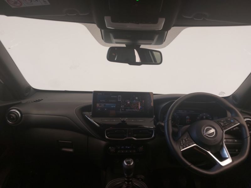 Nissan Juke 1.0 Dig-t Tekna SM25OVD White #3