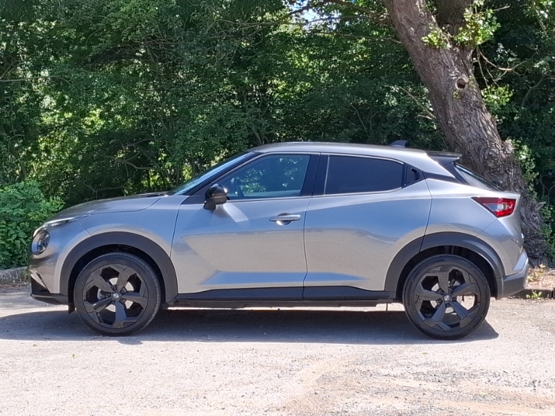 Nissan Juke 1.0 Dig-t Tekna SM25HGY Grey #4