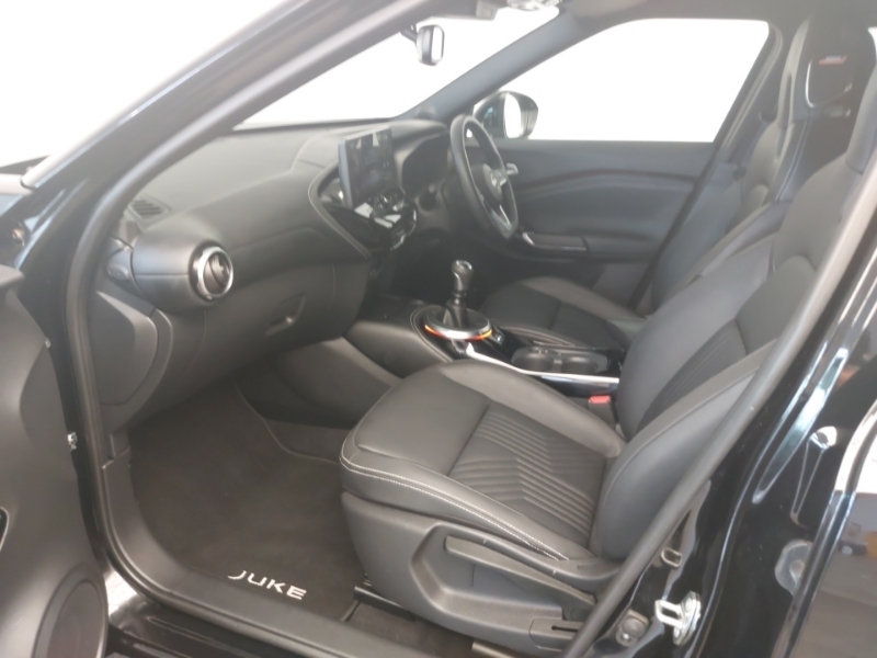 Nissan Juke 1.0 Dig-t Tekna Black #5
