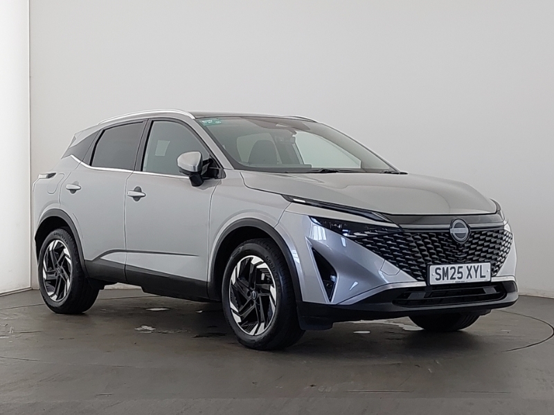 Nissan Qashqai 1.3 Dig-t Mh N-connecta Glass Roof Silver