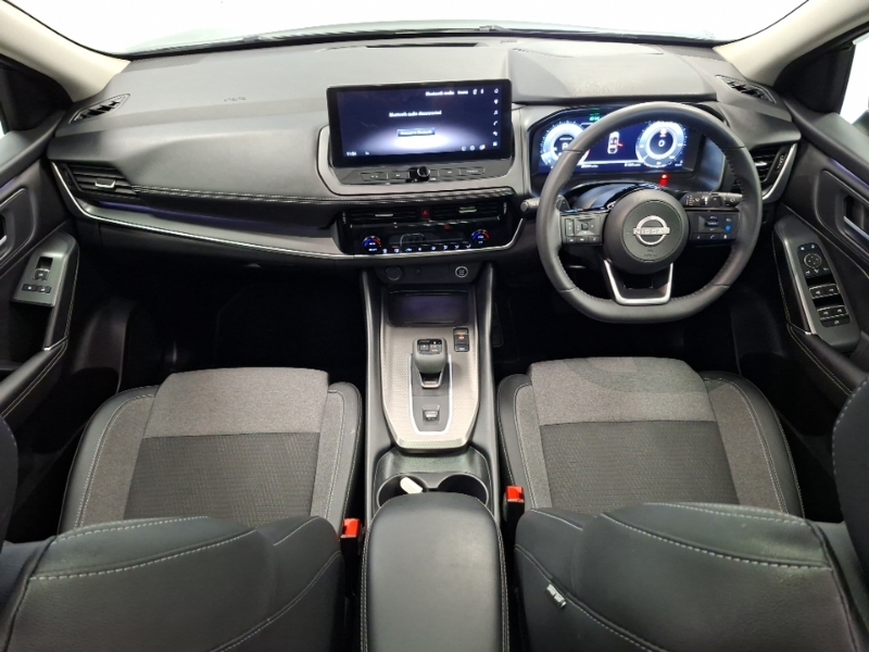 Nissan Qashqai 1.3 Dig-t Mh 158 N-connecta Xtronic SL25ZNJ Black #3