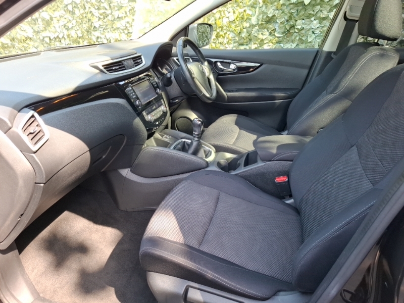 Nissan Qashqai Tekna Dci Silver #5